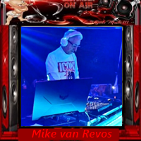 Mike van Revos